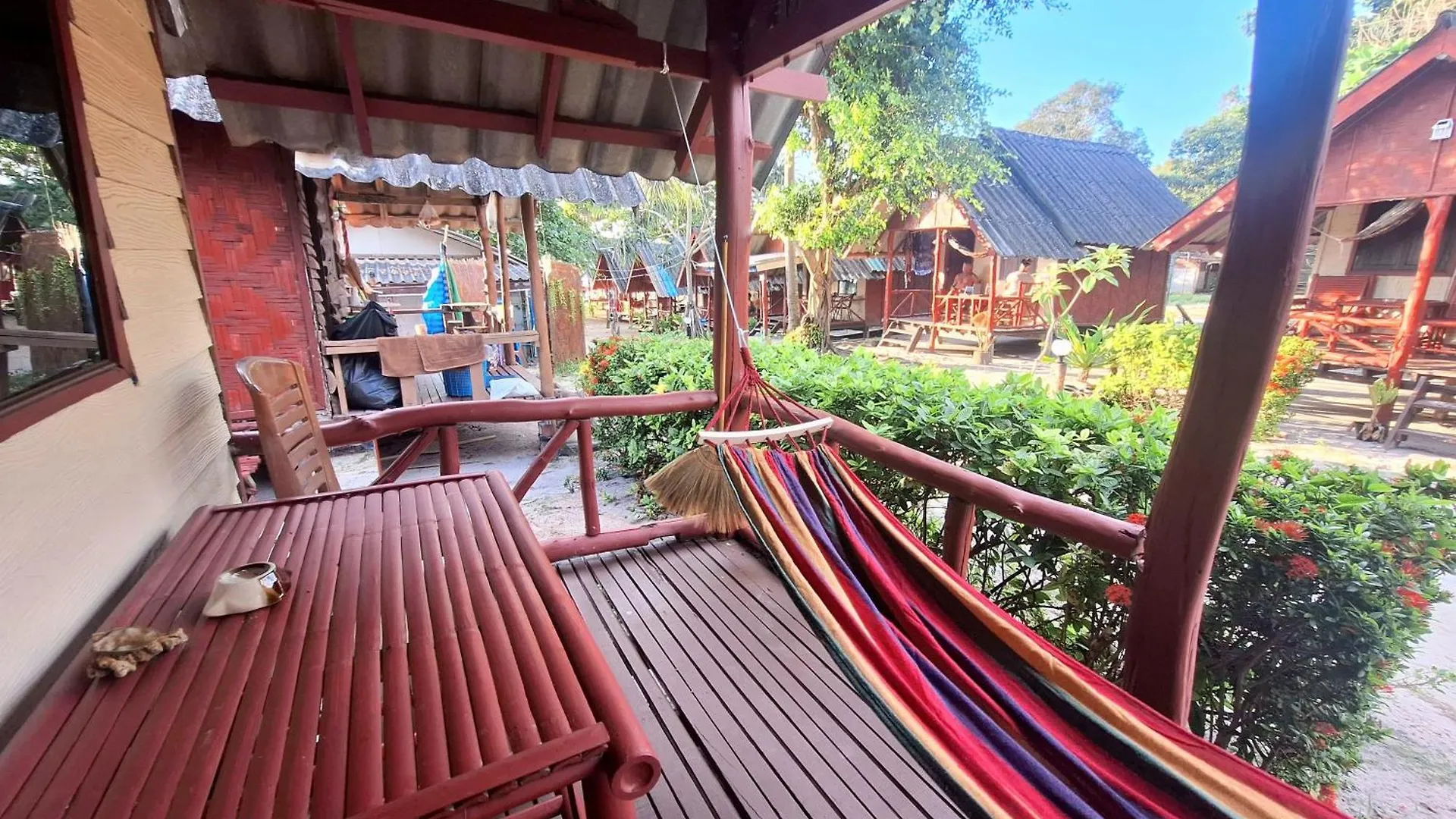Breizh Cape Beach Bungalows Ko Lanta Lodge