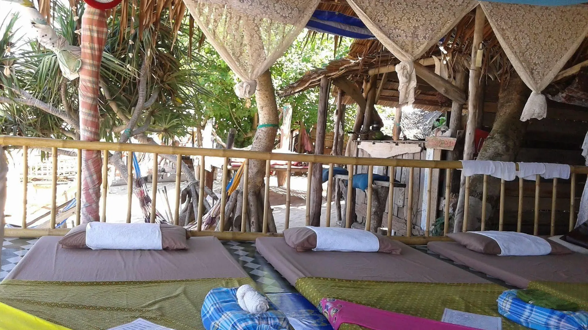 Breizh Cape Beach Bungalows Ko Lanta